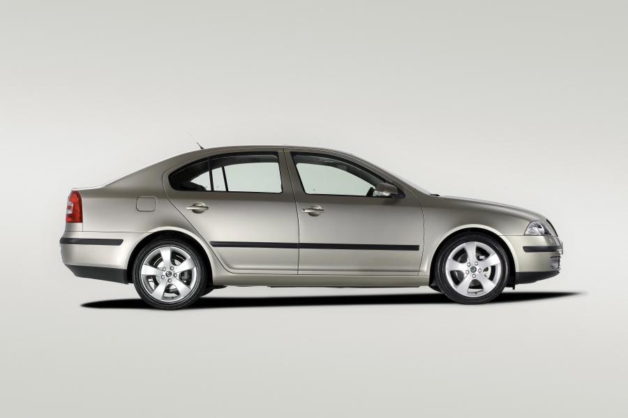  Skoda Octavia (1Z) 2004 года  (фото 22 из 38)